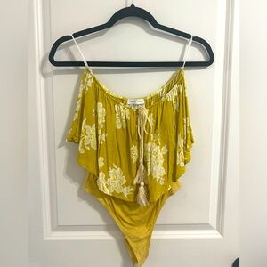 Emory Park Women’s Small bodysuit!